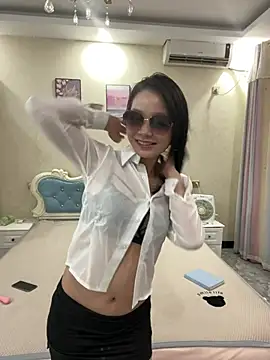 cashgirl6 online show from 07/27/26, 02:13