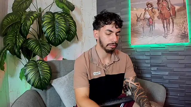 levi wolf online show from 06/13/26, 12:03