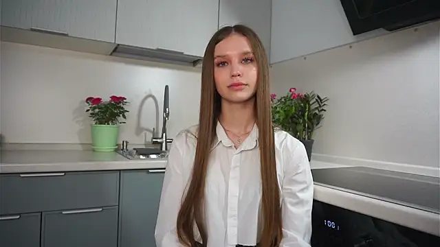 MerryHotlend online show from 06/11/26, 04:16