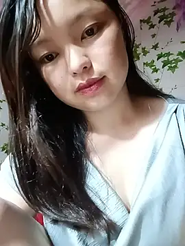 Snapshot of Linna-bae chatting on 06/04/26, 01:39 Linna-bae online show from 06/04/26, 01:39