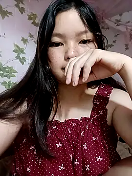 Snapshot of Linna-bae chatting on 07/08/26, 12:48 Linna-bae online show from 07/08/26, 12:48
