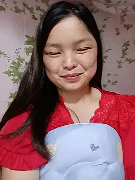 Snapshot of Linna-bae chatting on 07/19/26, 12:53 Linna-bae online show from 07/19/26, 12:53