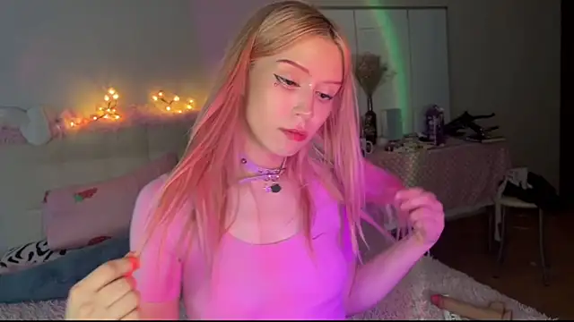 sexy cute18 online show from 07/11/26, 01:41
