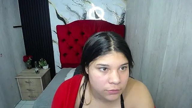 Snapshot of tiana_wolf chatting on 06/13/26, 12:36 tiana wolf online show from 06/13/26, 12:36