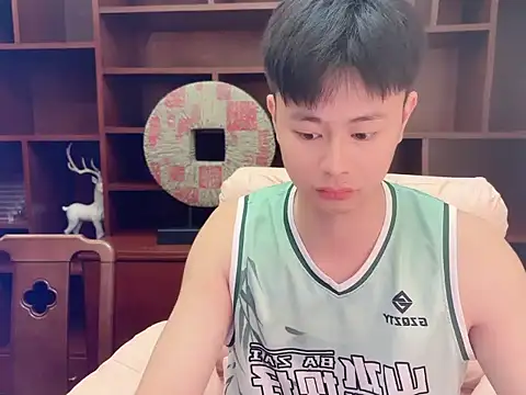 H-KK2026 online show from 06/06/26, 02:44