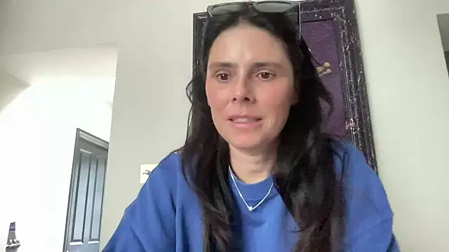 JadeLucy online show from 06/05/26, 10:10