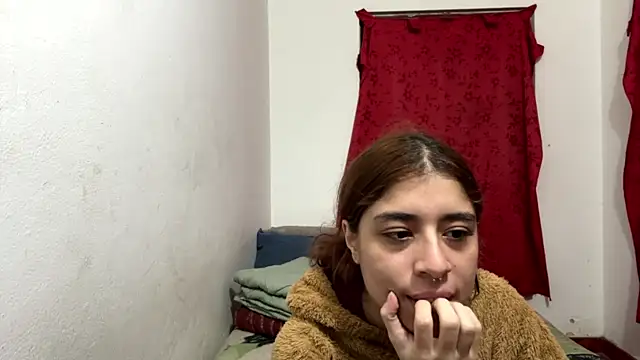 Snapshot of Cherry_Luna1 chatting on 06/13/26, 03:15 Cherry Luna1 online show from 06/13/26, 03:15