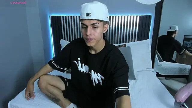 Axel Mendozaa online show from 07/22/26, 07:27