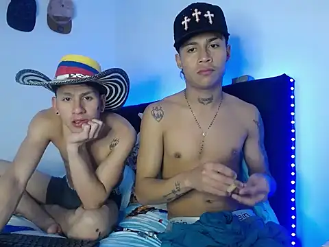 TheHotDuo19 online show from 06/14/26, 05:20