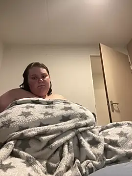 chubbyqueenbb online show from 06/17/26, 11:23