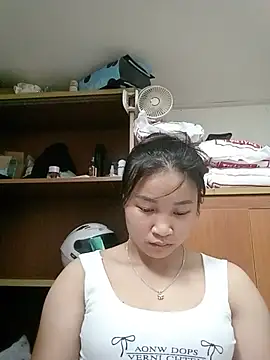 Snapshot of kye_love chatting on 06/08/26, 01:09 kye love online show from 06/08/26, 01:09