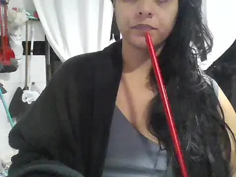 Snapshot of Isabel2q5n chatting on 06/06/26, 02:49 Isabel2q5n online show from 06/06/26, 02:49