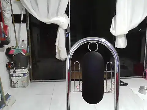 Snapshot of Isabel2q5n chatting on 06/12/26, 05:17 Isabel2q5n online show from 06/12/26, 05:17