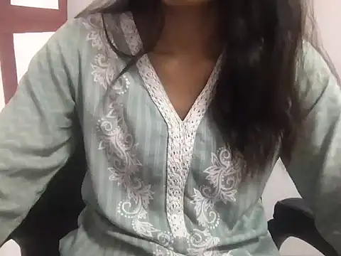 Snapshot of SIMRAN_RANI chatting on 06/12/26, 05:28 SIMRAN RANI online show from 06/12/26, 05:28