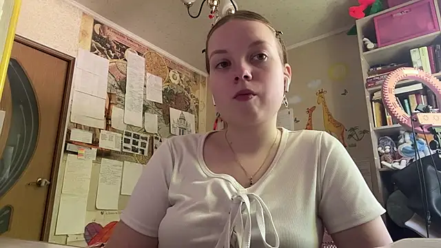 Aileyn online show from 06/10/26, 07:18