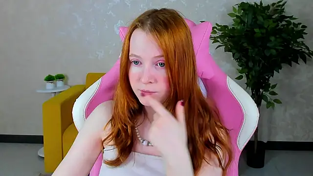 Snapshot of ari-kittyy chatting on 06/09/26, 04:13 ari-kittyy online show from 06/09/26, 04:13