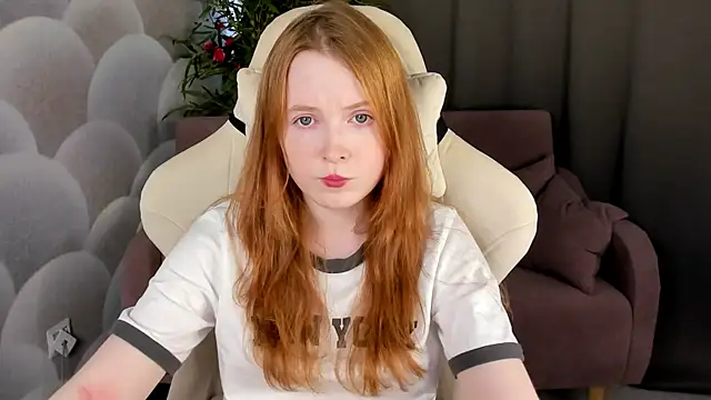ari-kittyy online show from 07/28/26, 12:23