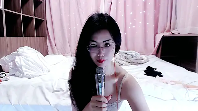 kongbai001 online show from 06/12/26, 09:19