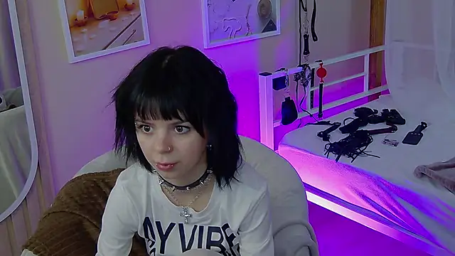 TwiggySmith online show from 06/28/26, 07:36