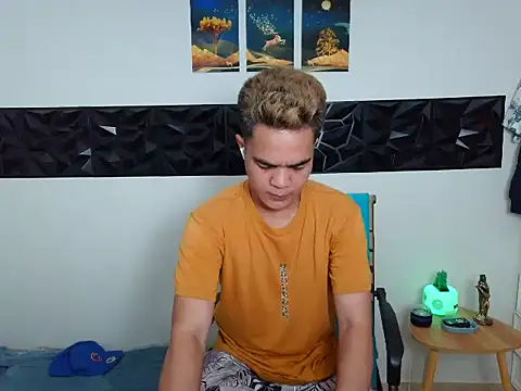 yourmikexxx online show from 07/25/26, 10:29