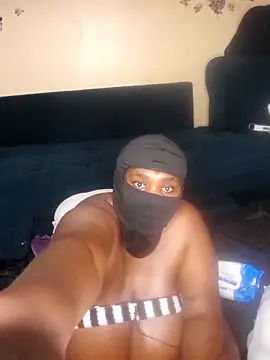 sexymamiii2 online show from 06/18/26, 09:36