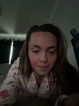 Snapshot of Lucysaphire chatting on 06/11/26, 07:12 Lucysaphire online show from 06/11/26, 07:12