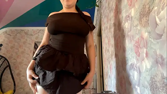 JackiStifflemire online show from 06/10/26, 07:07