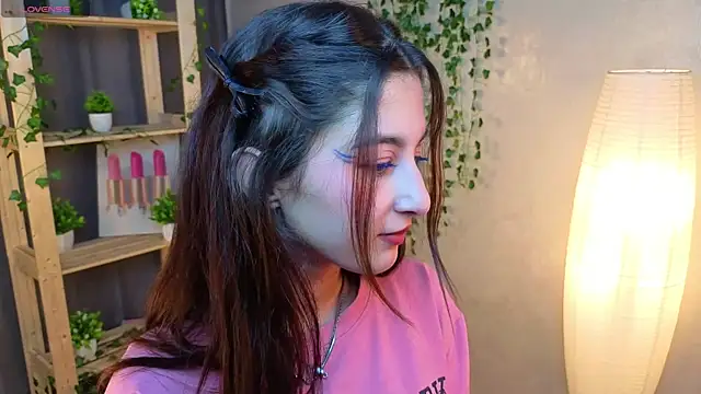 JasminKitany online show from 06/08/26, 04:51