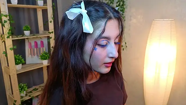 JasminKitany online show from 06/09/26, 08:20