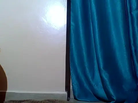 Snapshot of EbonyJuly chatting on 06/13/26, 05:33 EbonyJuly online show from 06/13/26, 05:33