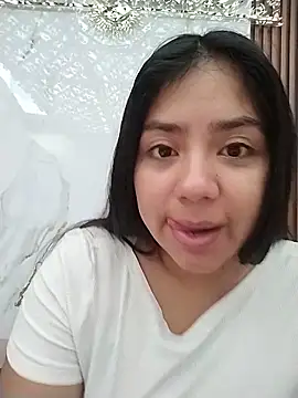 Snapshot of Amber_Herrera chatting on 06/10/26, 12:15 Amber Herrera online show from 06/10/26, 12:15