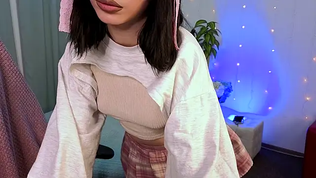 Snapshot of Velvet__Kiss chatting on 06/05/26, 12:55 Velvet Kiss online show from 06/05/26, 12:55