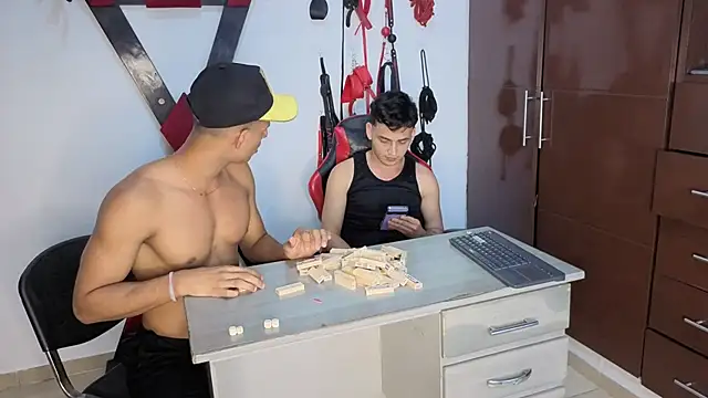 Nicolas AthleticBoy online show from 06/26/26, 09:08