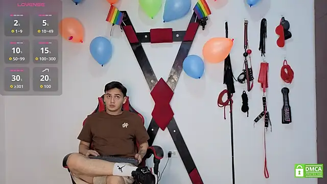 Nicolas AthleticBoy online show from 07/12/26, 08:11