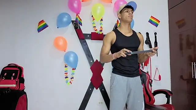 Nicolas AthleticBoy online show from 07/18/26, 08:34