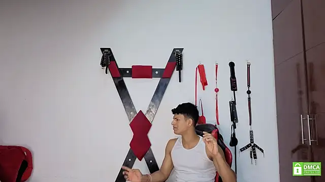 Nicolas AthleticBoy online show from 07/22/26, 08:00