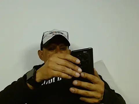 Alejo cum42 online show from 06/13/26, 11:46
