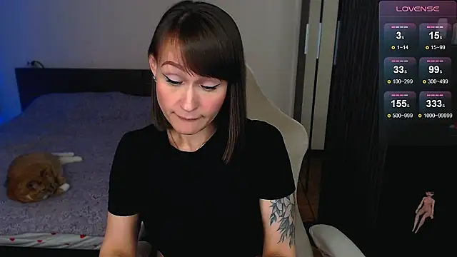 Snapshot of MelLovell chatting on 06/04/26, 10:49 MelLovell online show from 06/04/26, 10:49