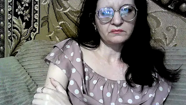 Snapshot of Dear_Annet chatting on 06/12/26, 08:19 Dear Annet online show from 06/12/26, 08:19