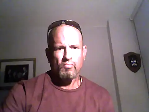 Snapshot of SlickDickyadown chatting on 06/11/26, 03:26 SlickDickyadown online show from 06/11/26, 03:26