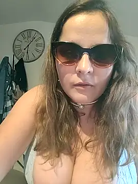 Minette  online show from 06/13/26, 04:38
