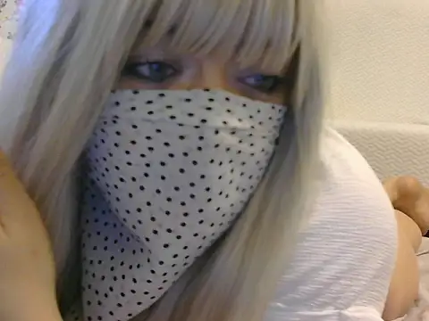 35egelihatun online show from 06/07/26, 11:47