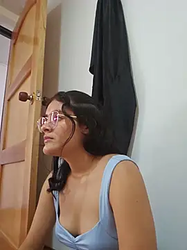 Emmaa- - online show from 06/10/26, 08:08