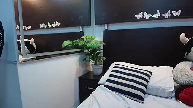Chloe boom online show from 06/11/26, 07:34