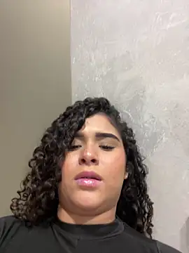 Antonella Whitmore online show from 06/11/26, 12:32