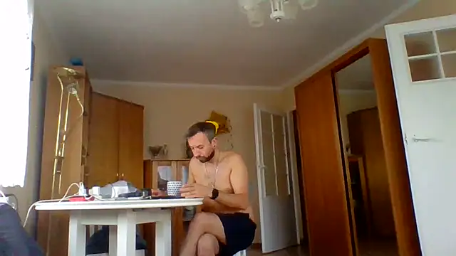 Snapshot of SergioTacchini1 chatting on 06/07/26, 06:44 SergioTacchini1 online show from 06/07/26, 06:44