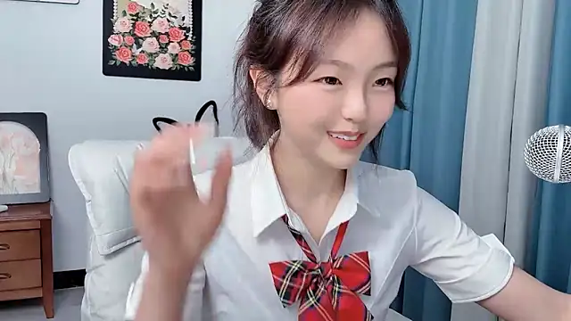 Snapshot of wenwen8888 chatting on 06/10/26, 02:49 wenwen8888 online show from 06/10/26, 02:49