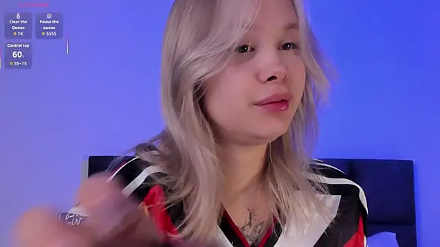 softangelxkisses online show from 06/26/26, 05:12