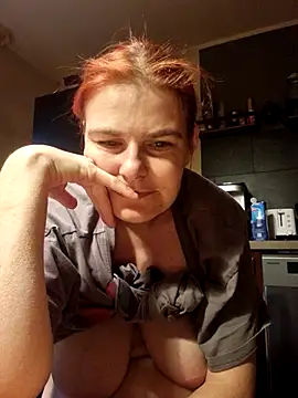 GoldenWifee online show from 07/24/26, 03:48