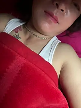 Snapshot of -Naty- chatting on 06/06/26, 02:27 -Naty- online show from 06/06/26, 02:27